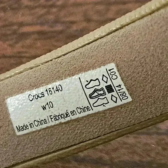 Crocs Women’s Leopard Print Lightweight Comfortable Open Toe Heels Size 10 - Picture 11 of 13